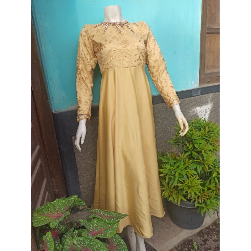 DRESS KONDANGAN ENGAGEMENT WISUDA KEBAYA WISUDA GAUN PERNIKAHAN JASA JAHIT ONLINE PAYET