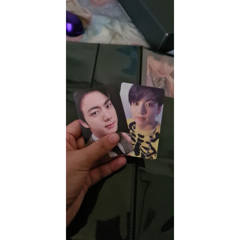 BTS - Jungkook Persona 4 PC dan Jin MOTS 3 PC