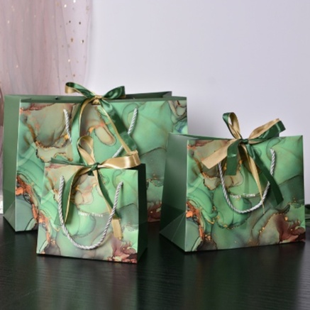 

Marmer Green PaperBag Kantong PIta Bingkisan Hadiah Souvenier / Paperbag Premium Gift Cantik