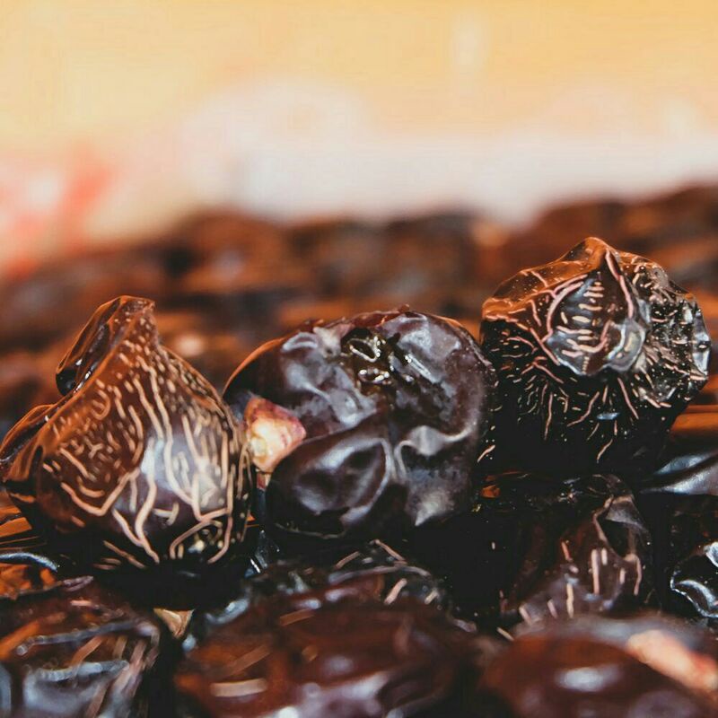 

Kurma Ajwa Reguler (Random)