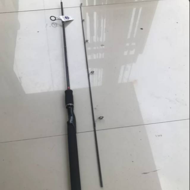 Joran Maguro Cardinal 150 cm