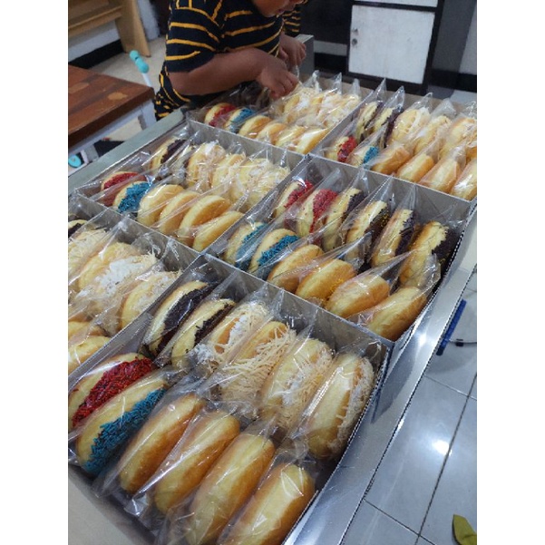 

donat kentang mix isi 12