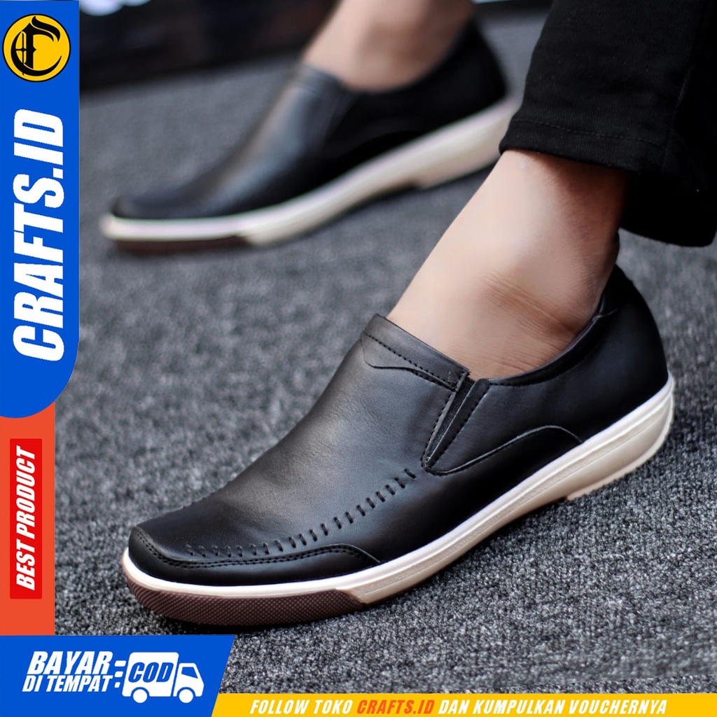 Crafts Blez - Sepatu Kulit Slip on Casual Kerja Pria