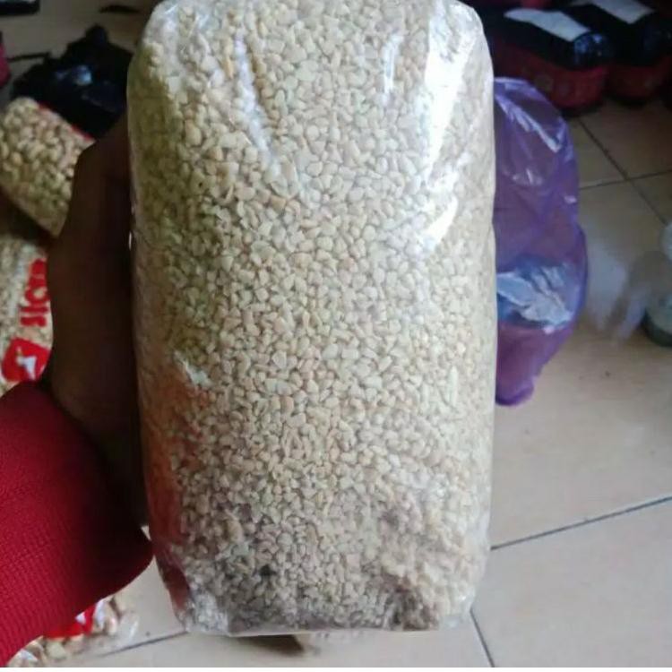 

Flash Sale Kacang mede menir isi 1kg murah COD
