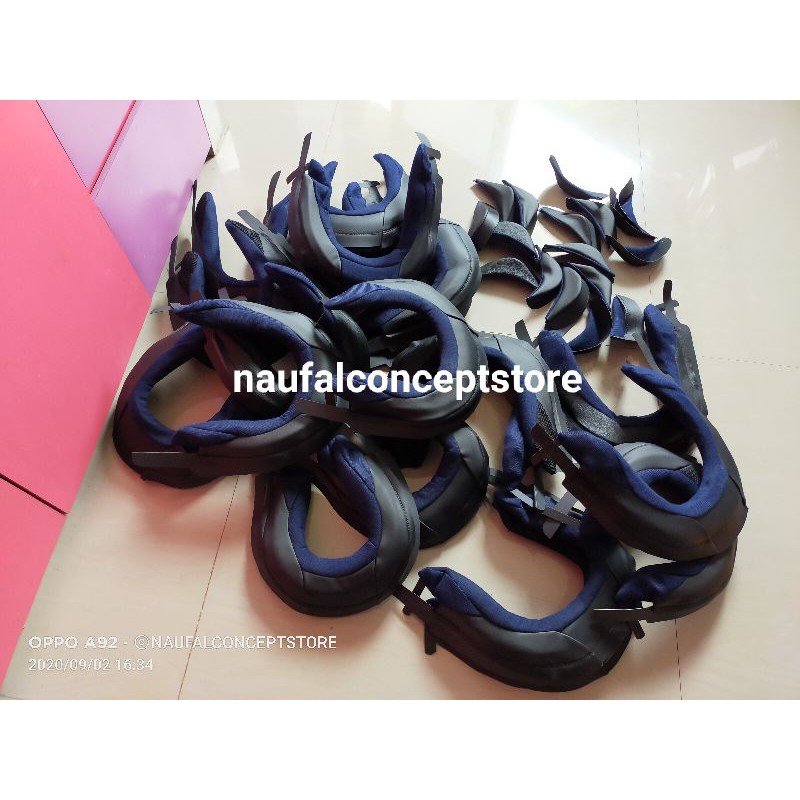 neckroll dan chinguard cargloss ala ala arai