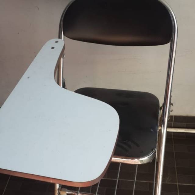 Kursi kuliah chitose , kursi bimbel , kursi kampus