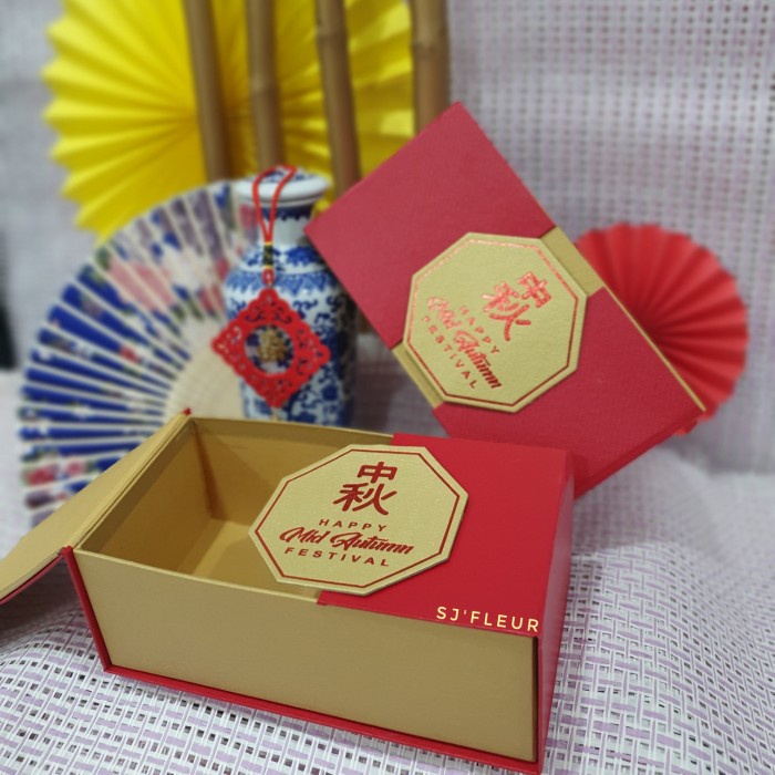 

Box kue bulan mooncake hampers 3
