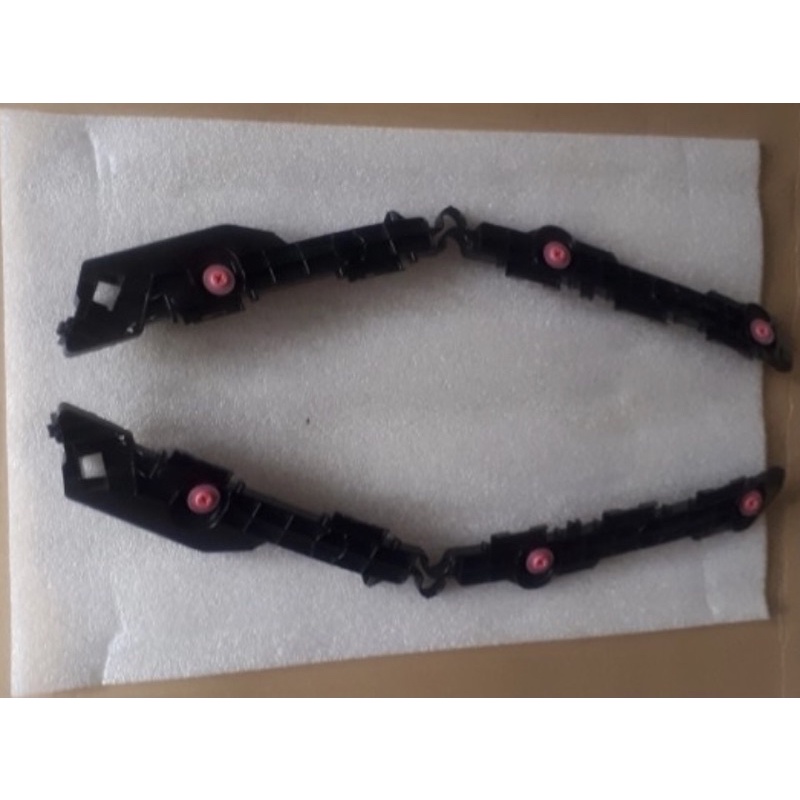 Breket Pegangan Bumper Belakang Fortuner VRZ