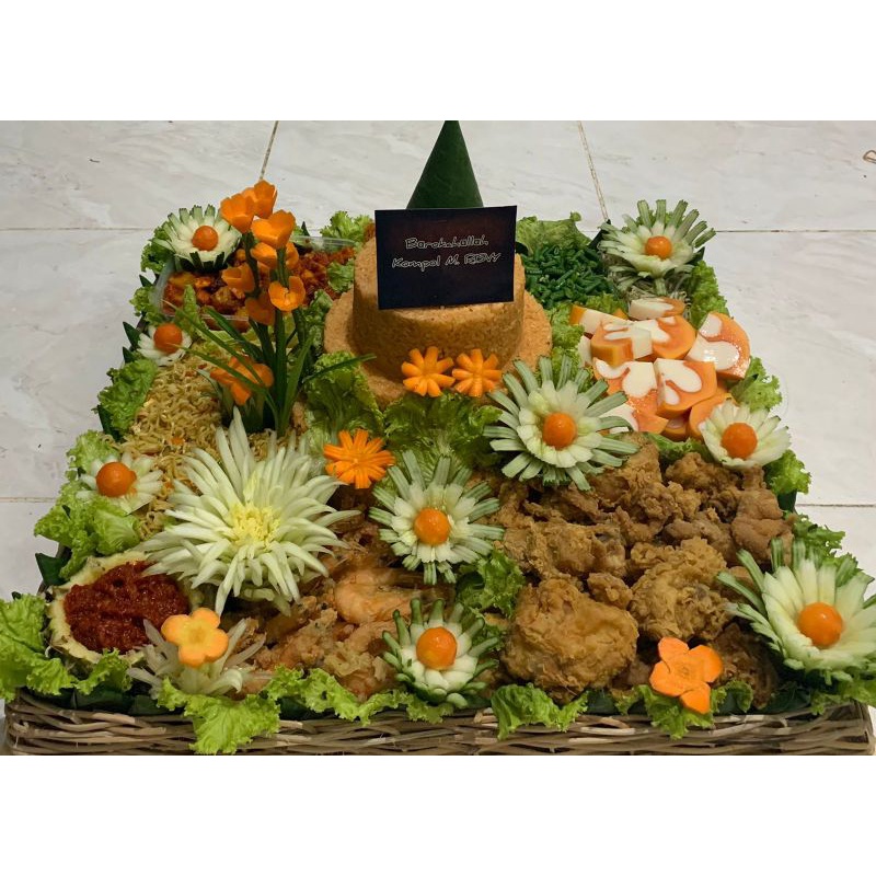 

Nasi Tumpeng Minyak