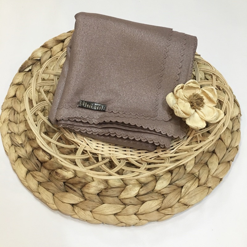 LUXURY PLAIN LC BY UAMAMA SCARF TEPI LACER CUT HIJAB/KERUDUNG GLOWING PESTA MEWAH SEGI EMPATi-CHOCO TARO