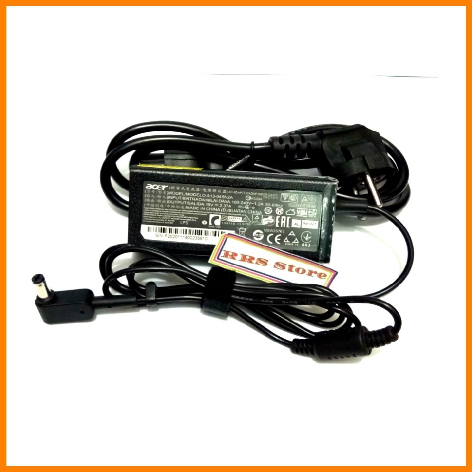 Adaptor Charger Original Acer E11 ES1-111 E1-131 19V 2.37A (5.5mm 1.7mm) adaptor acer 45W