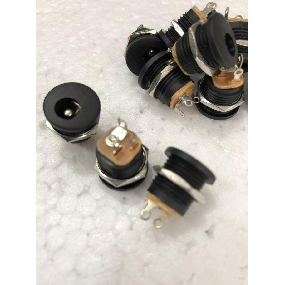 Soket Dc In 2.1 Bulat Mount Box Arduino Elektronik-8889 Juara