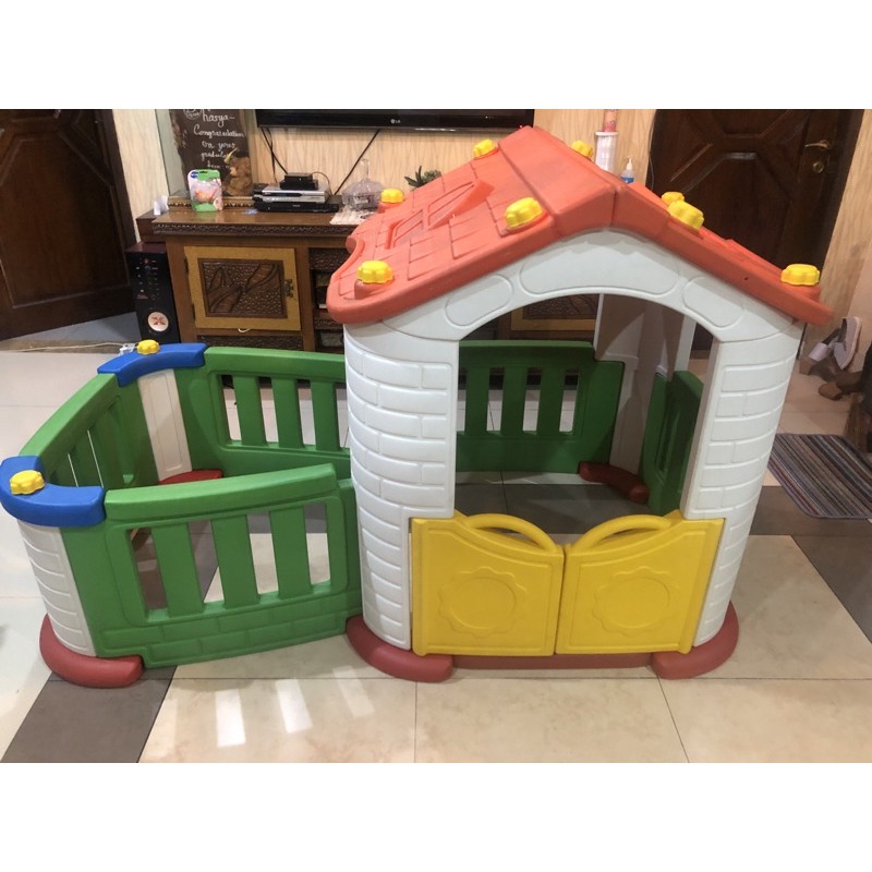 Preloved playhouse tobebe / rumah rumahan anak bekas