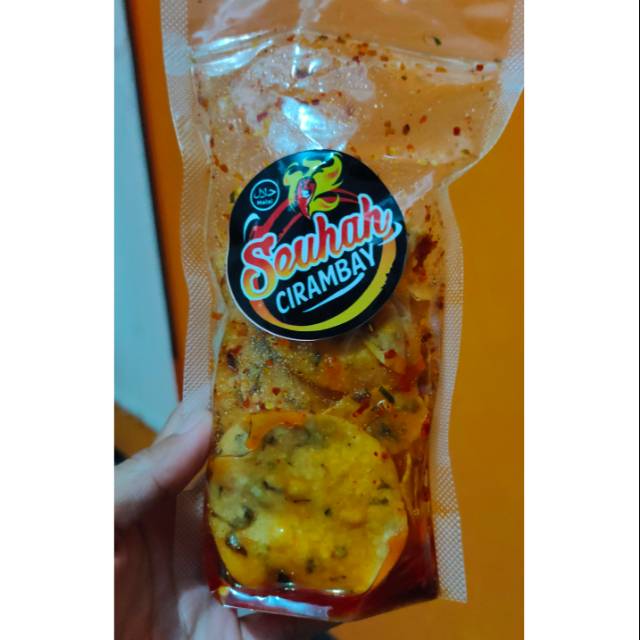 

Seuhah cirambay/gemblong sehah/cemilan kekinian.. cemilan pedas.. cemilan best seller