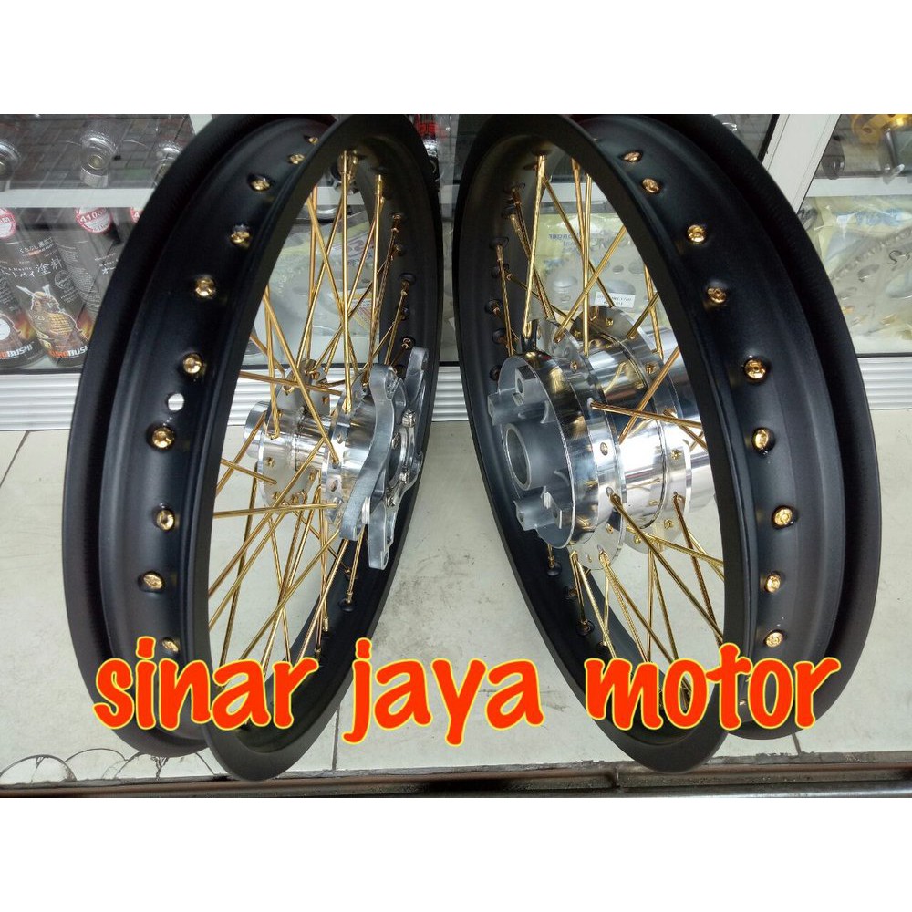 velg jari jari tromol ring 17 sepaket motor CBR NEW Velg dpn 185x