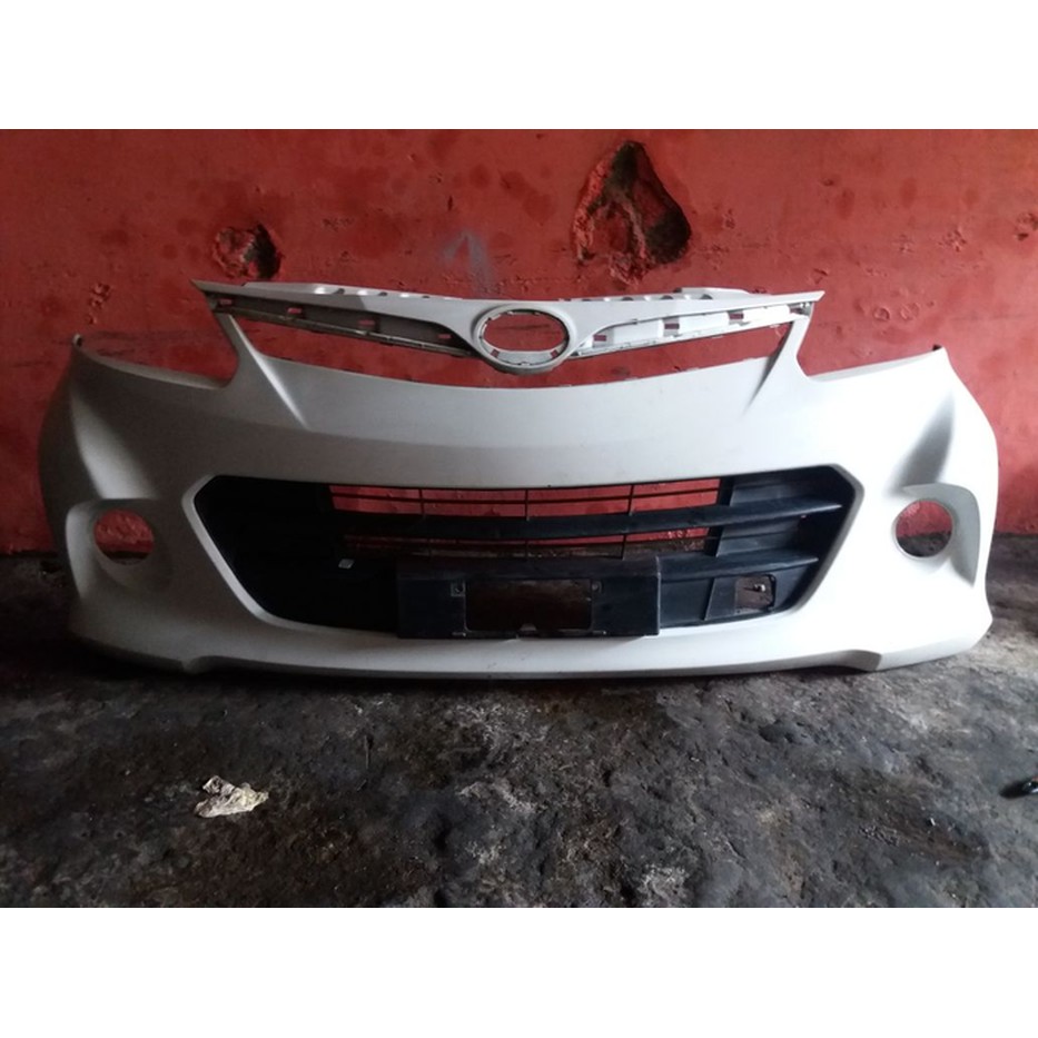 Sparepart Bumper Depan New Avanza Veloz 2013 Second Bekas