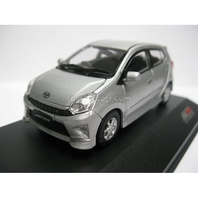 Terbaru Toyota Agya Silver (Diecast Miniatur Mobil 1/43 Rims)