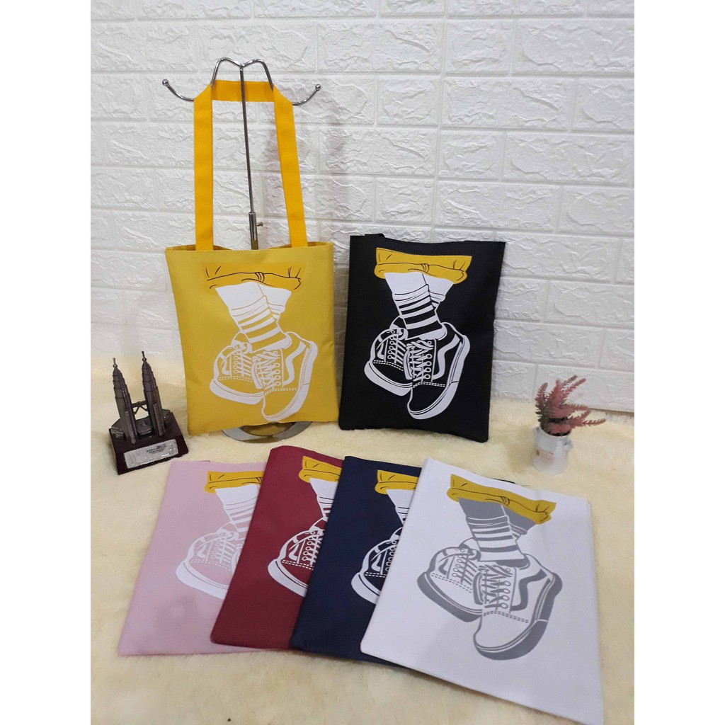 OTS 492 - TAS TOTEBAG MOTIF SHOES / TOTEBAG WANITA KEKINIAN