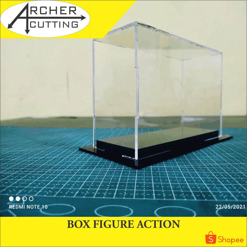 BOX FIGURE ACTION DIECAST ACRYLIC ALAS LEBAR