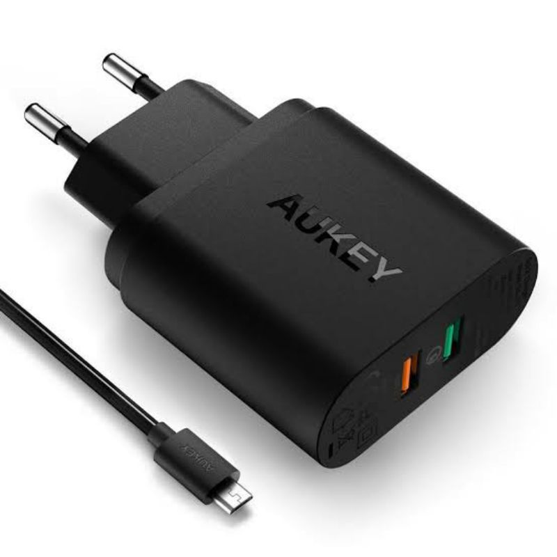 Aukey Charger 2 USB Port Quick Charge 3.0