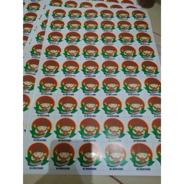 

CETAK STIKER CROMO A3 STIKER SNACK CETAK MURAH MIN ORDER 5 LEMBAR A3