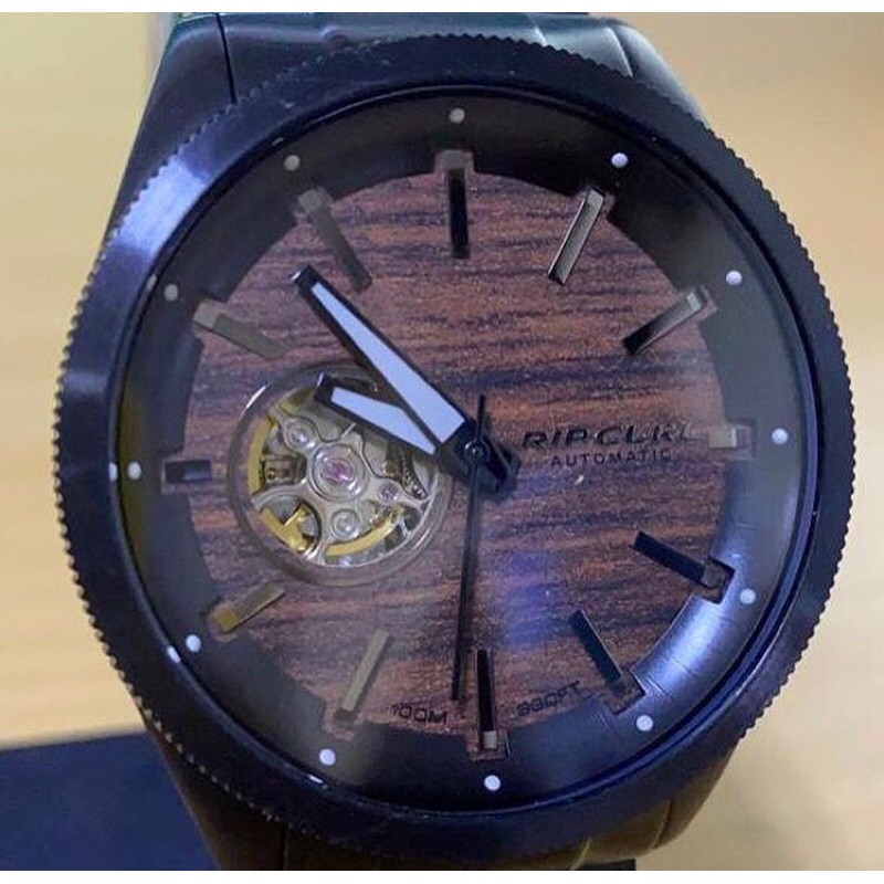 Jam Tangan Rip Curl  Automatic civilian midsize black wood