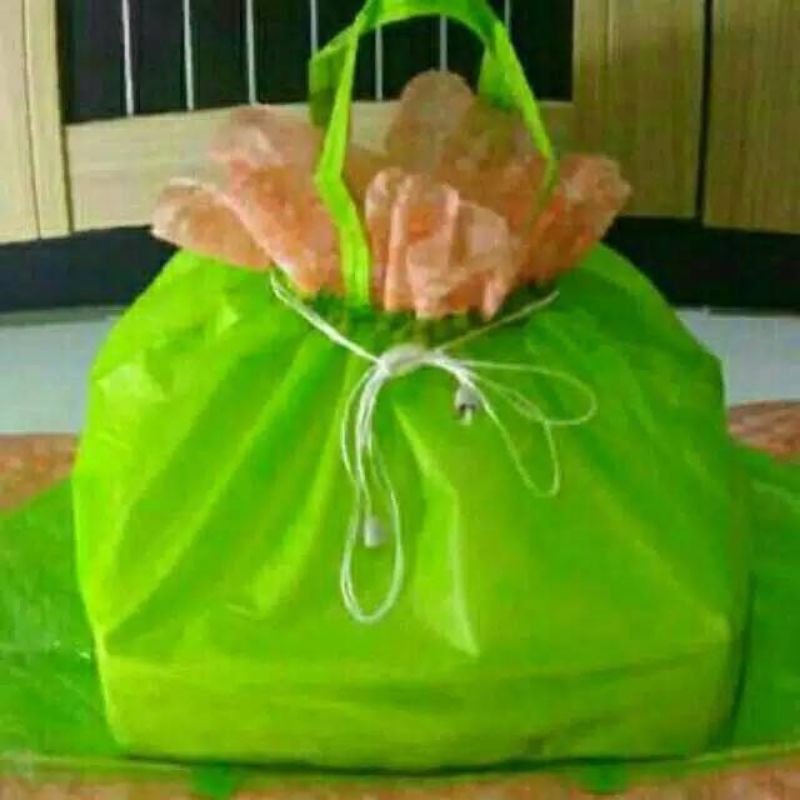 

Tas hajatan spunbond serut tipis