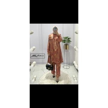 Setelan Celana / setcel bahan Dior silk ori