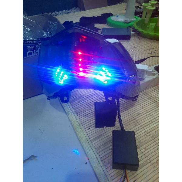 PAKETAN : stop lamp vario 125/150 ESP 2016/2017 /10 mode runnibg/rem strobo