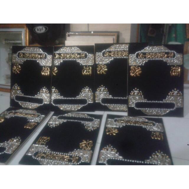 Background /hias mahar