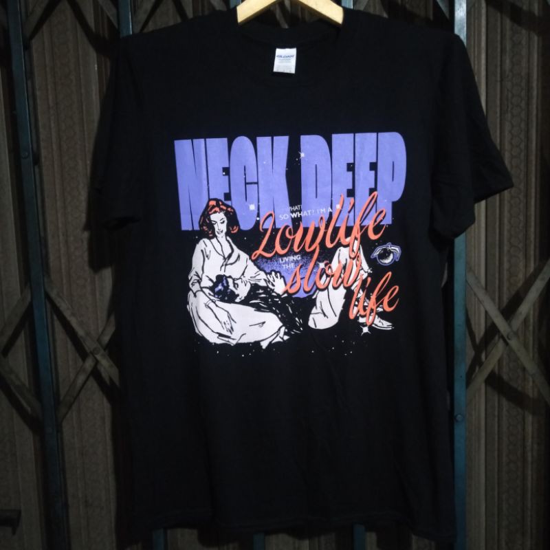 NECK DEEP - LOWLIFE (OFFICIAL TSHIRT)
