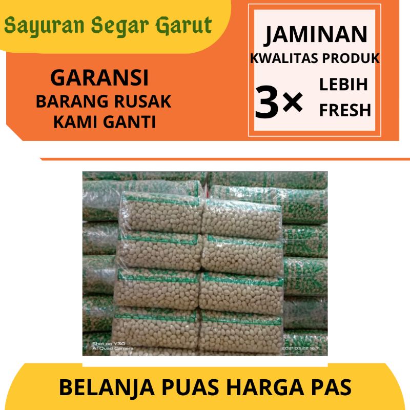 

Kacang Tanah Kupas per Bungkus by Sayuran Segar Garut