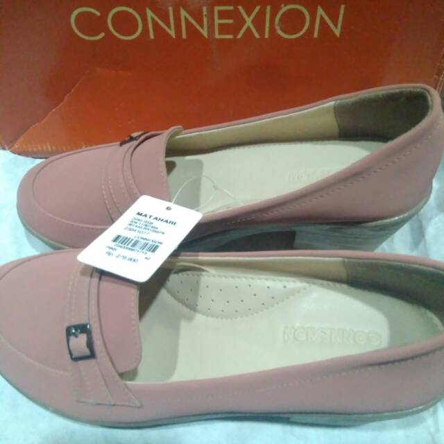 Sepatu wedges St.Yves