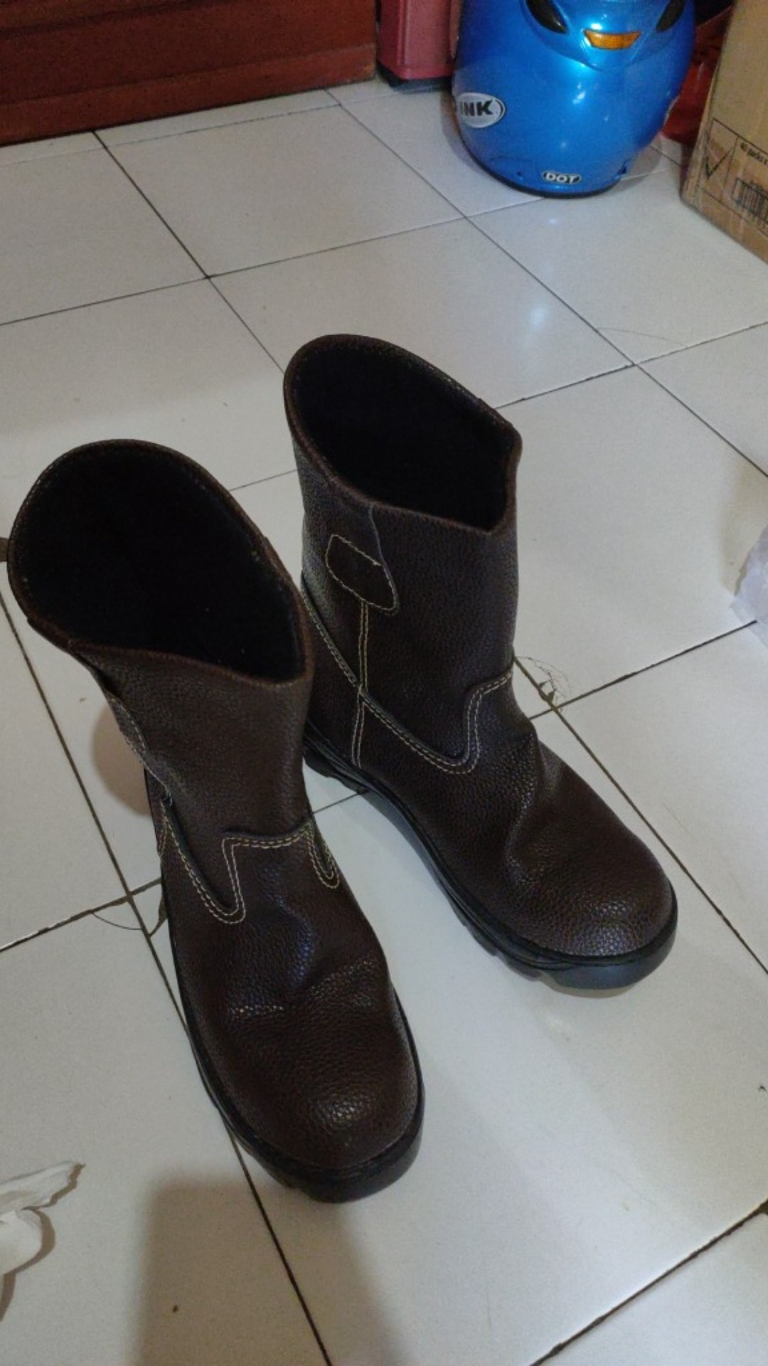  Sepatu  Safety  Boots Panjang Edmundo  Coklat Sepatu  Safety  