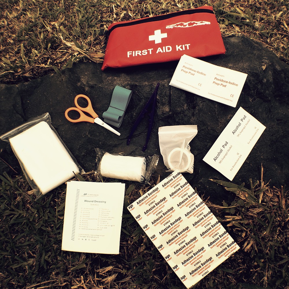 First Aid Kit Dhaulagiri Perlengkapan P3K Outdoor Survival Kit