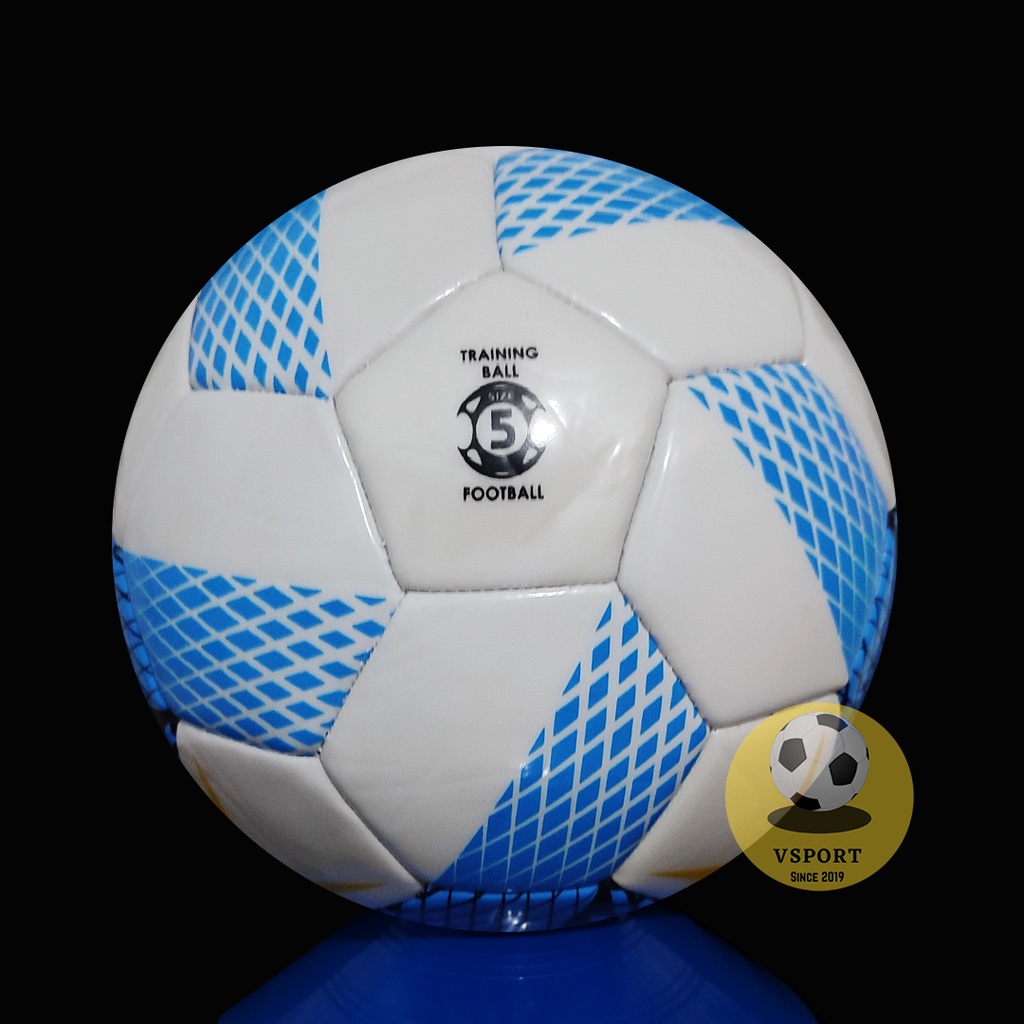 PAKET HEMAT BOLA SEPAK ORTUSEIGHT BIRU SIZE 5 BONUS PENTIL, JARING, TAS, DEKER DAN KAOS KAKI