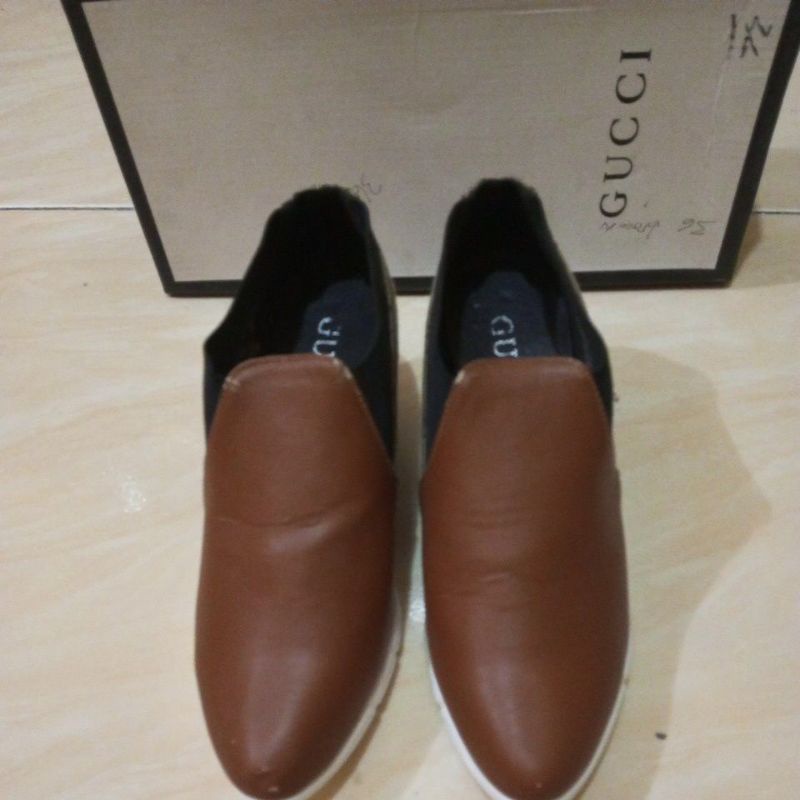 sepatu heels gucci preloved brown