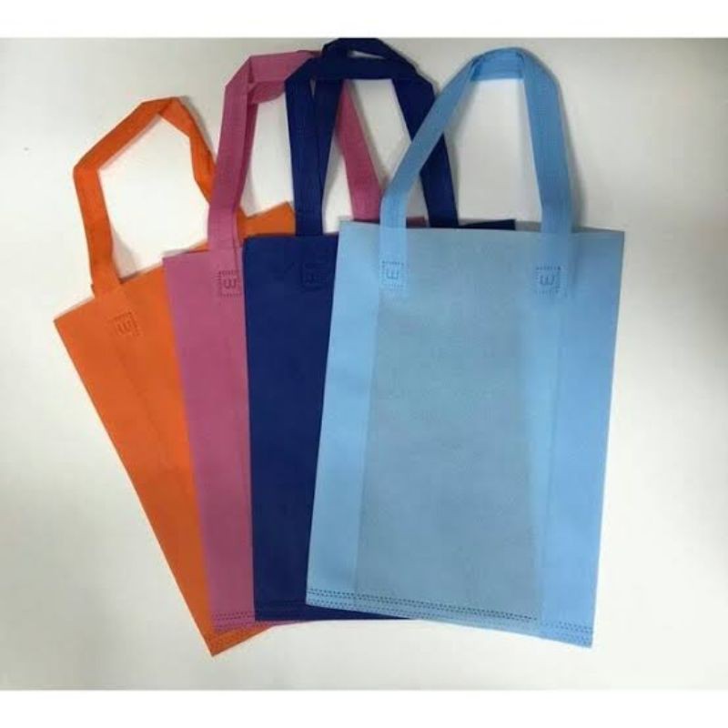 

[Ecer] Tas Sponbond ukuran 30x40 polos. Goodie Bag sponbond. Tas Belanja ramah lingkungan.