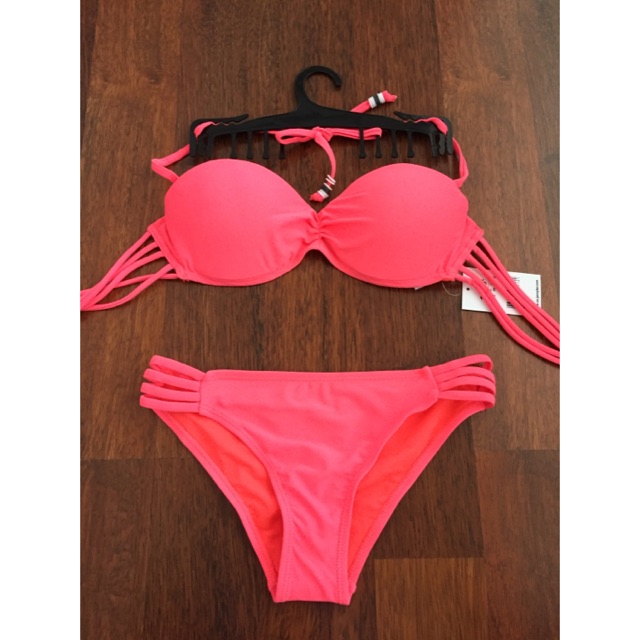 Bikini import neon pink