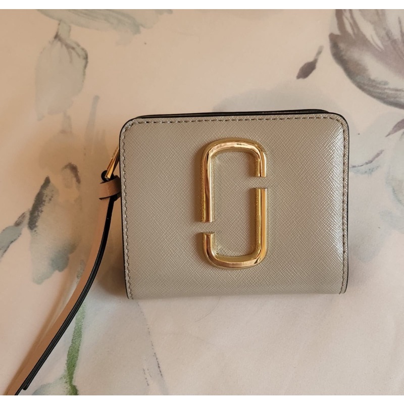 PRELOVED - MJ Snapshot Wallet Small Bifold