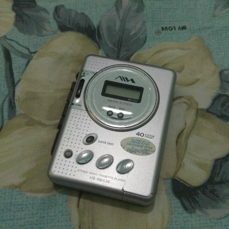 walkman kaset Aiwa hs-rm439