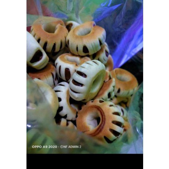 

Bakpia Basah Coklat