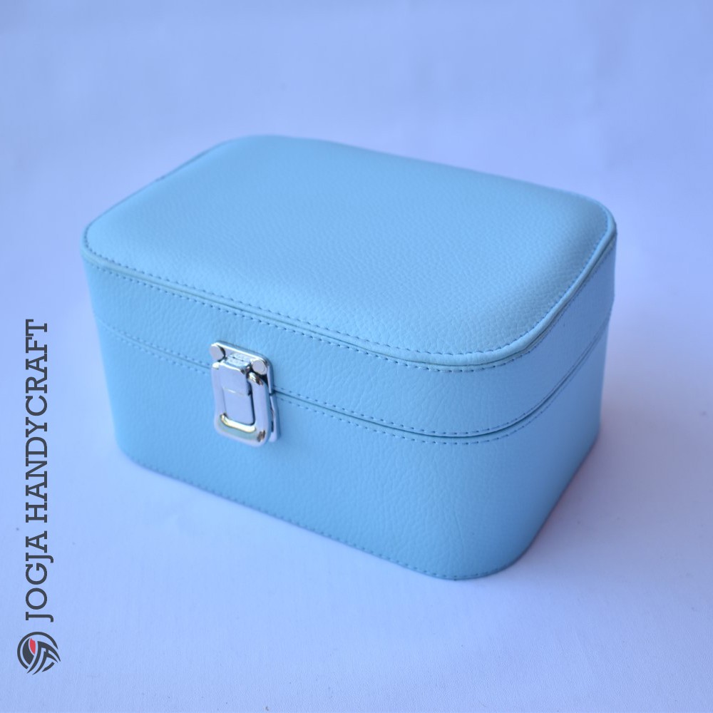 Jewellery Box / Kotak Tempat Perhiasan dan Accesories Baby Blue