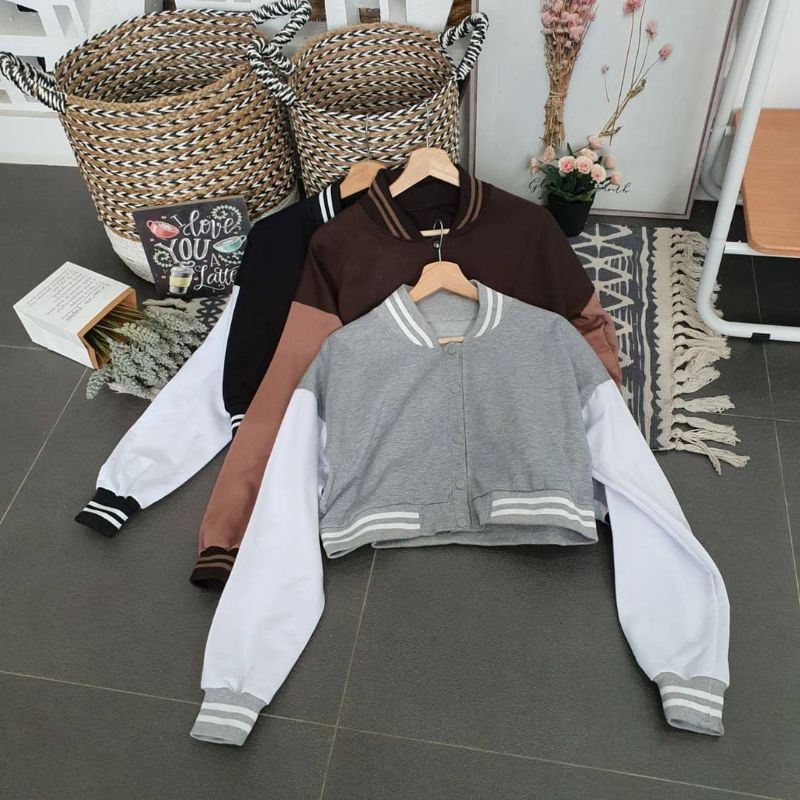 SWEATER BASEBALL CROP WANITA - VARSITY JAKET CROP - BAJU WANITA-4