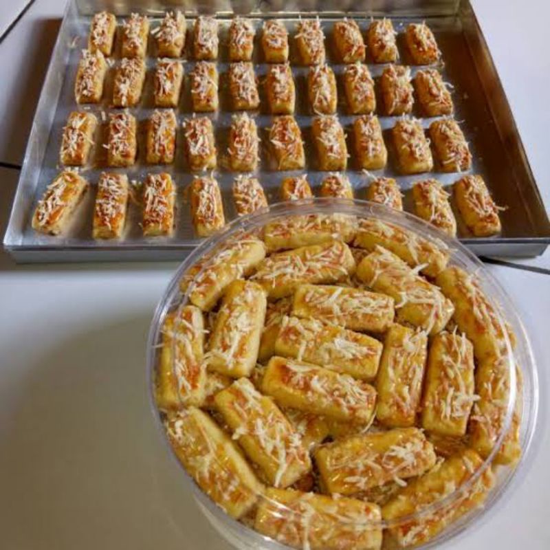 

Kue Kastengel/ Kue Keju/ Kue Kacang/ Kue Putri Salju/ Kue Lebaran/ Kue Khas Lebaran