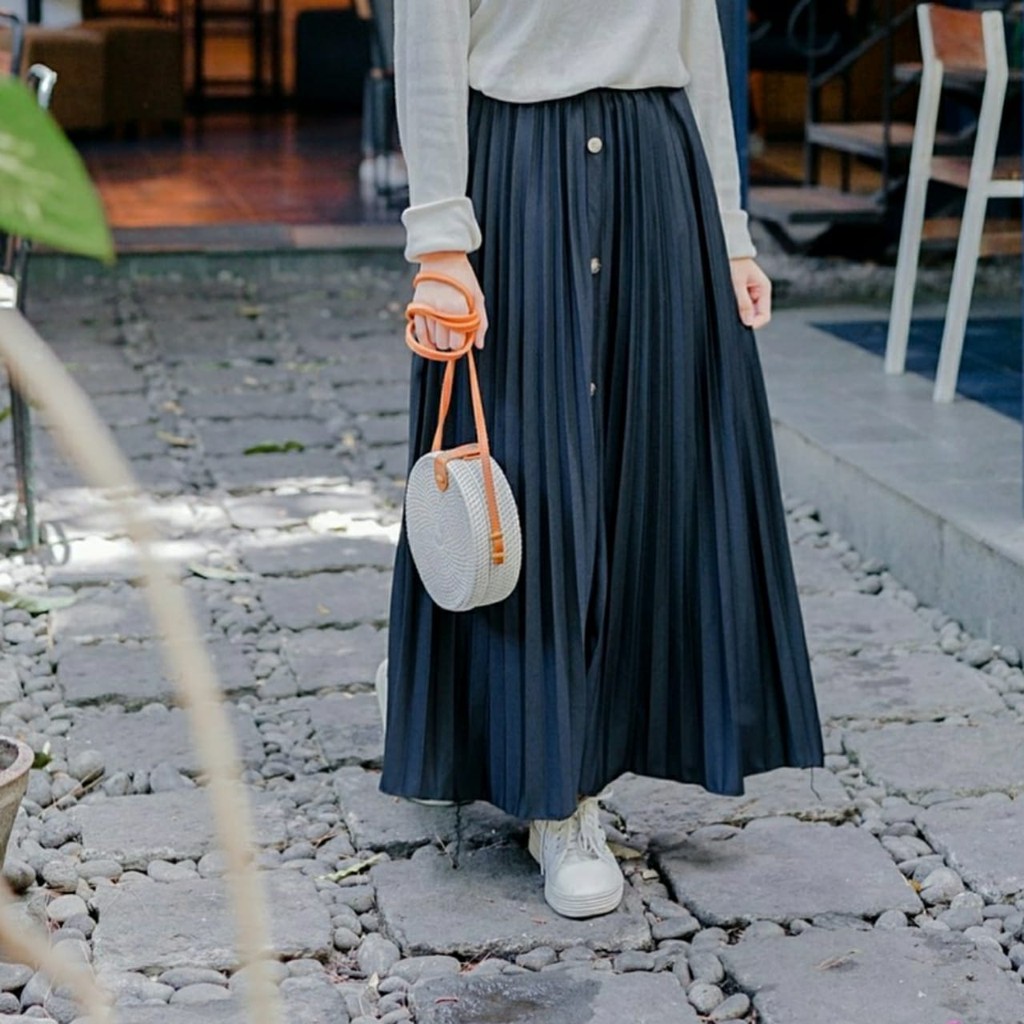 winter long skirt outfits