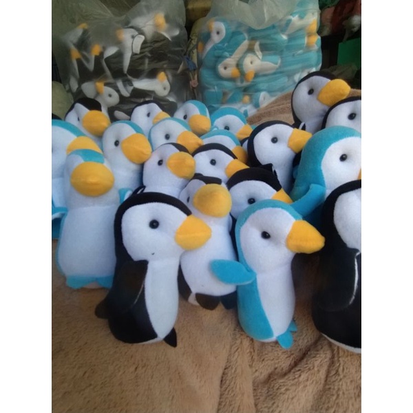 BONEKA CAPIT / MESIN CAPIT KARAKTER PINGUIN