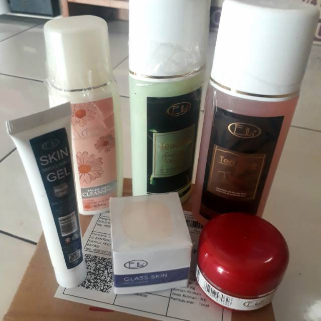Paket pemutih wajah Ella,skincare