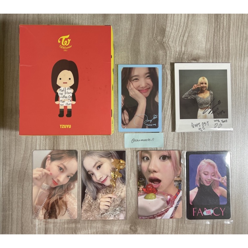 TWICE Nayeon chaeyoung tzuyu dahyun signal figure figurine official kesemsem summer nights sign pola