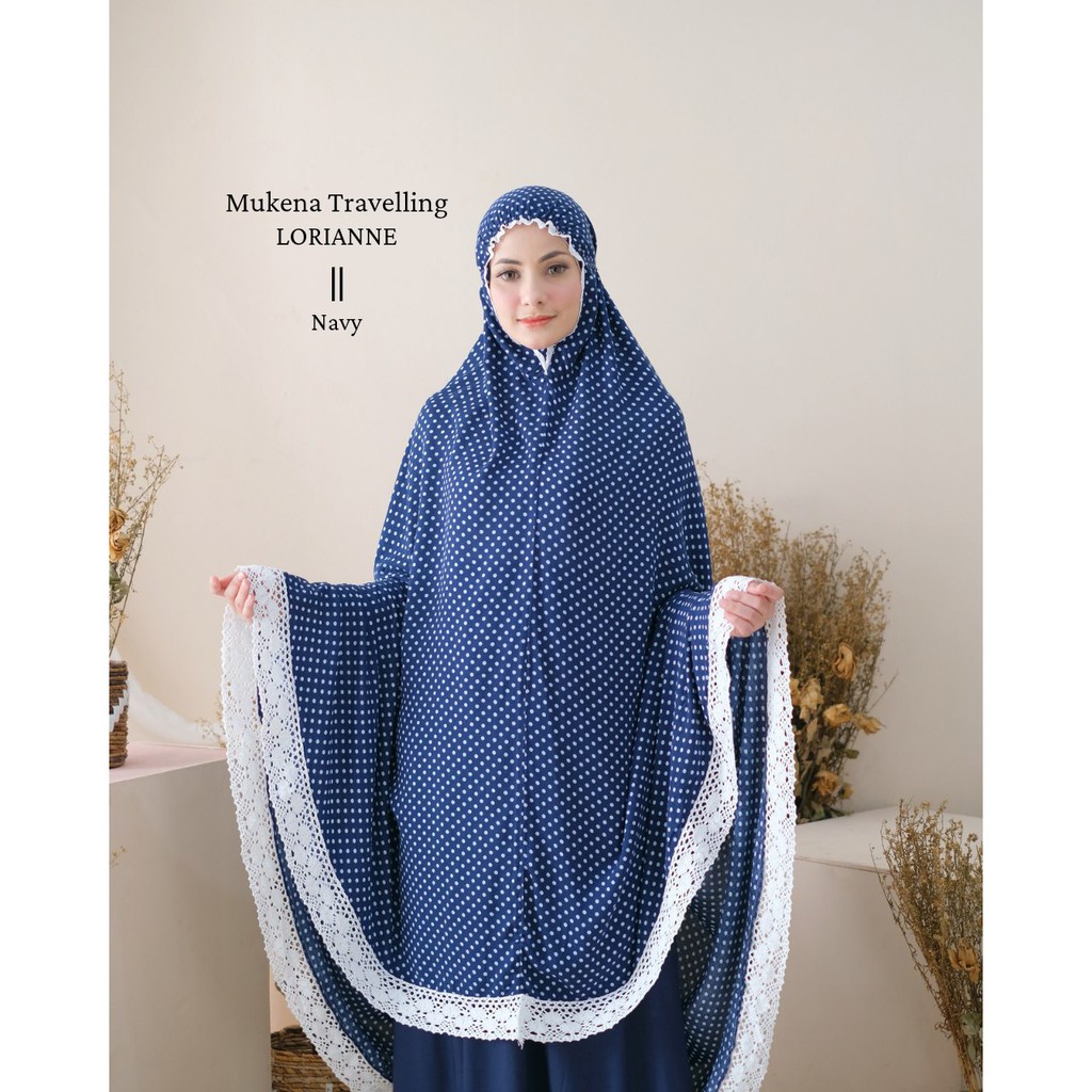 MUKENA LORIANNE (Travelling)